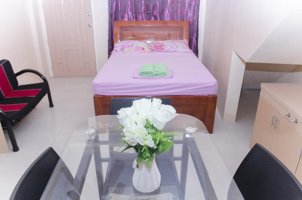 Julz Tropical Apartments Olongapo Kültér fotó