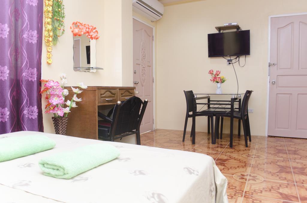 Julz Tropical Apartments Olongapo Kültér fotó